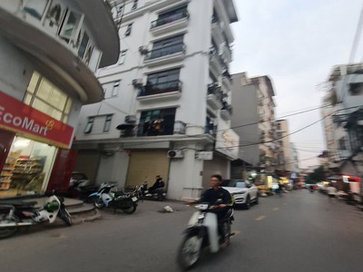 Chính chủ cho thuê MBKD mặt hồ hoàng càu 1874
