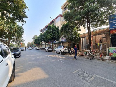 Chính chủ cho thuê MBKD mặt hồ hoàng càu 1905