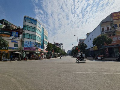 Chính chủ cho thuê MBKD mặt hồ hoàng càu 1439