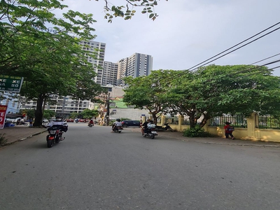 Chính chủ cho thuê MBKD mặt hồ hoàng càu 1132