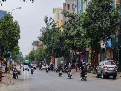 Chính chủ cho thuê MBKD mặt hồ hoàng càu 905