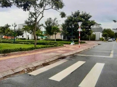 Chính chủ cho thuê MBKD mặt hồ hoàng càu 1243