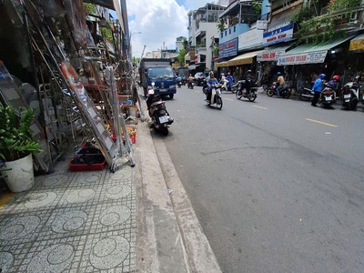 Chính chủ cho thuê MBKD mặt hồ hoàng càu 1764