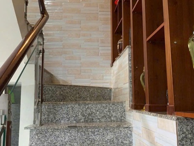 Chính chủ cho thuê MBKD mặt hồ hoàng càu 2031
