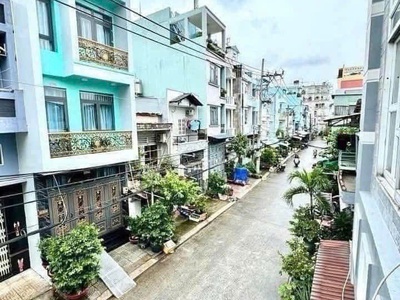 Nhà 3 tầng- đường nhựa 10 mét- nối dài nguyễn văn luông - phú định - quận 8   4 x 14   57m2 , nhỉnh 0