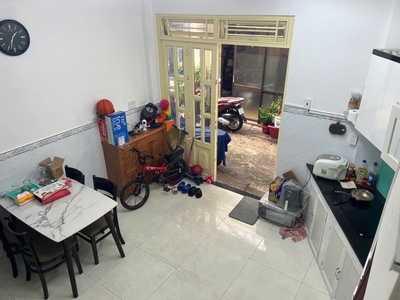 Chính chủ cho thuê MBKD mặt hồ hoàng càu 986