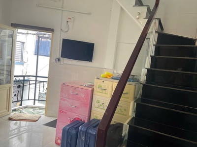 Chính chủ cho thuê MBKD mặt hồ hoàng càu 989