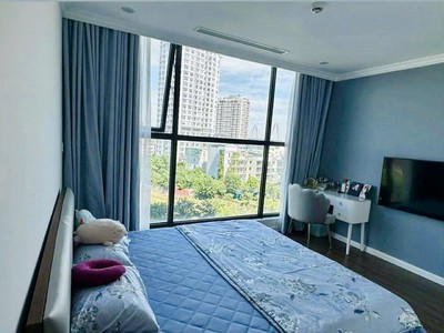 Chính chủ cho thuê MBKD mặt hồ hoàng càu 488