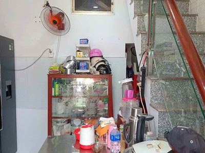 Chính chủ cho thuê MBKD mặt hồ hoàng càu 588