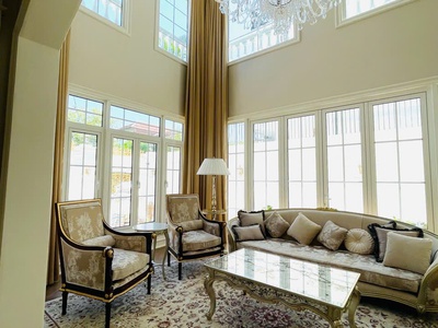 Bán căn biệt thự kđt vcn phước hải phường phước hải nha trang  diện tích 330m2   ngang 15m  giá: 1