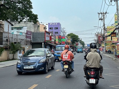 Chính chủ cho thuê MBKD mặt hồ hoàng càu 2630