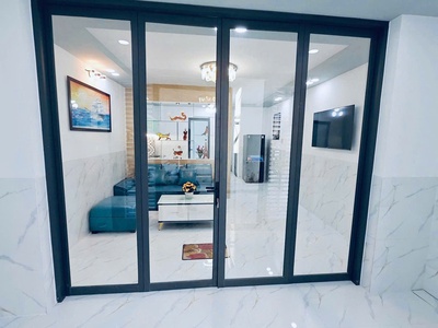 Bán nhà mới, vị trí lô góc   khu máy nước, gần chợ lạc long quân phường phước tân tp nha trang dt 0