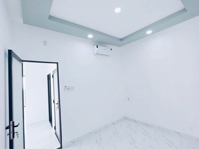 Bán nhà mới, vị trí lô góc   khu máy nước, gần chợ lạc long quân phường phước tân tp nha trang dt 1