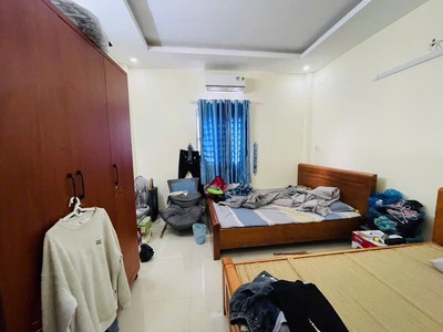 Chính chủ cho thuê MBKD mặt hồ hoàng càu 228