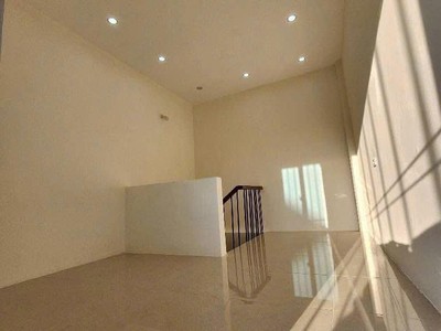Chính chủ cho thuê MBKD mặt hồ hoàng càu 601