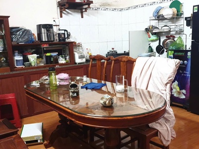 Chính chủ cho thuê MBKD mặt hồ hoàng càu 486