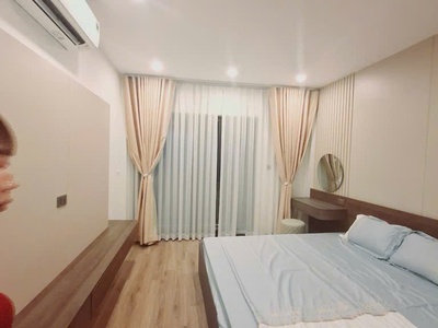 Chính chủ cho thuê MBKD mặt hồ hoàng càu 416