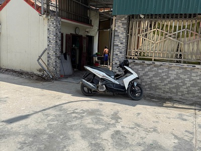 Chính chủ cho thuê MBKD mặt hồ hoàng càu 357