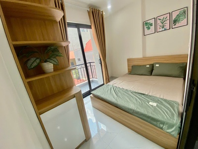 Chính chủ cho thuê MBKD mặt hồ hoàng càu 2308