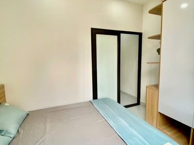 Chính chủ cho thuê MBKD mặt hồ hoàng càu 2318