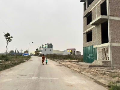 Chính chủ cho thuê MBKD mặt hồ hoàng càu 595