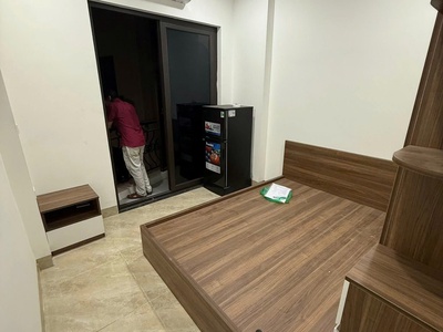 Chính chủ cho thuê MBKD mặt hồ hoàng càu 706