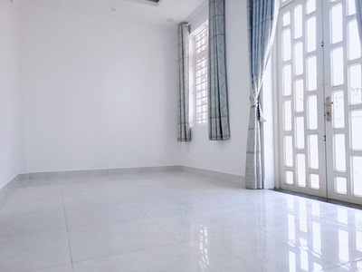 Chính chủ cho thuê MBKD mặt hồ hoàng càu 2224