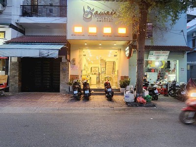 Chính chủ cho thuê MBKD mặt hồ hoàng càu 684