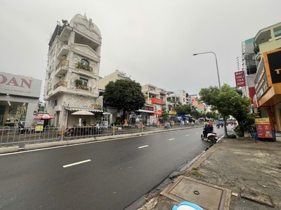 Chính chủ cho thuê MBKD mặt hồ hoàng càu 2036
