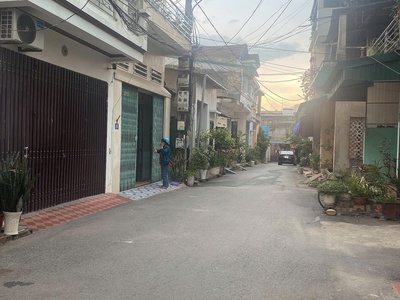 Chính chủ cho thuê MBKD mặt hồ hoàng càu 1721