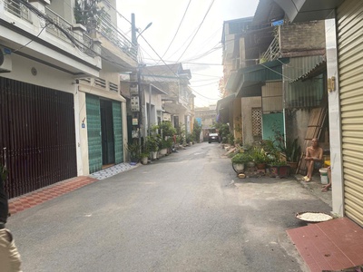 Chính chủ cho thuê MBKD mặt hồ hoàng càu 1722