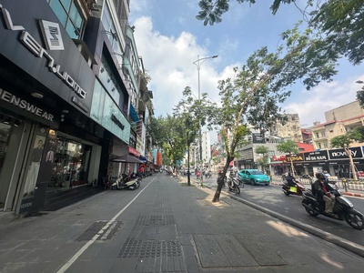 Chính chủ cho thuê MBKD mặt hồ hoàng càu 1383