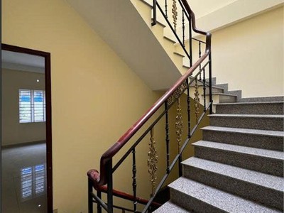 Chính chủ cho thuê MBKD mặt hồ hoàng càu 2077