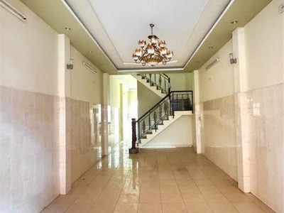 Chính chủ cho thuê MBKD mặt hồ hoàng càu 2075