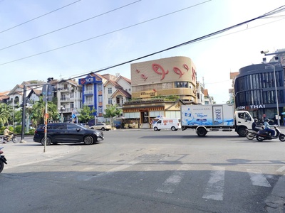 Chính chủ cho thuê MBKD mặt hồ hoàng càu 2148