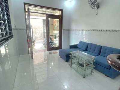 Chính chủ cho thuê MBKD mặt hồ hoàng càu 816
