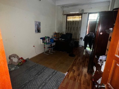 Nhà phố vĩnh hưng, dt 50m2, vỉa hè rộng, kinh doanh tốt chỉ gần 12 tỷ 0