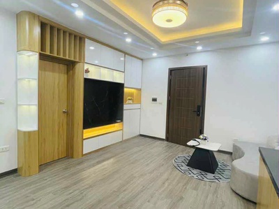 Chính chủ cho thuê MBKD mặt hồ hoàng càu 3889
