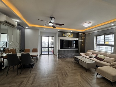Chính chủ cho thuê MBKD mặt hồ hoàng càu 3786