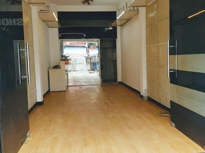 Nhà 5 tầng mt phan văn trị p2q5. giá: 9.3 tỷ 1