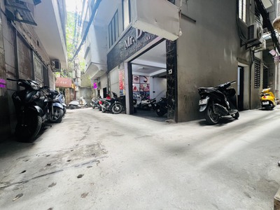 Chính chủ cho thuê MBKD mặt hồ hoàng càu 4054