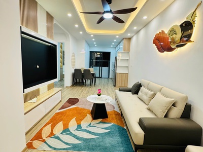 Chính chủ cho thuê MBKD mặt hồ hoàng càu 2917