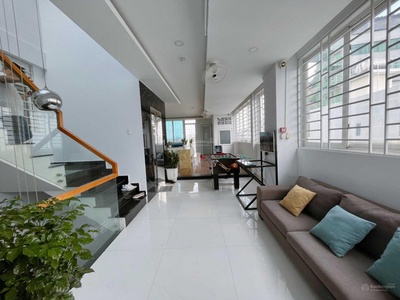 Chính chủ cho thuê MBKD mặt hồ hoàng càu 4291