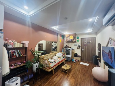 Chính chủ cho thuê MBKD mặt hồ hoàng càu 4074