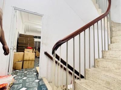 Chính chủ cho thuê MBKD mặt hồ hoàng càu 2932