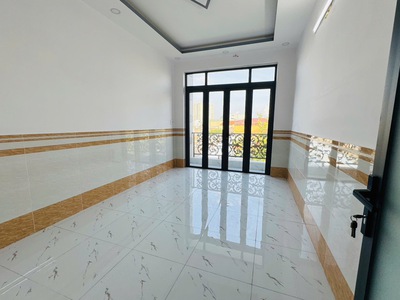 Chính chủ cho thuê MBKD mặt hồ hoàng càu 2857