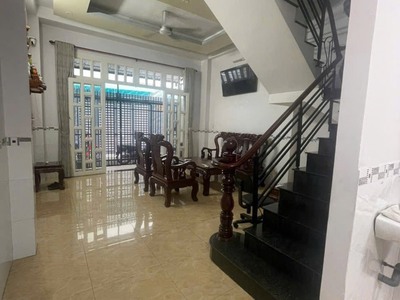 Chính chủ cho thuê MBKD mặt hồ hoàng càu 2898