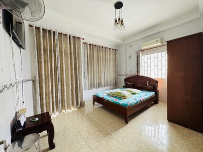 Chính chủ cho thuê MBKD mặt hồ hoàng càu 2900