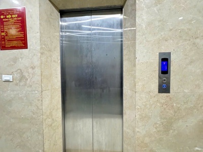 Chính chủ cho thuê MBKD mặt hồ hoàng càu 3948