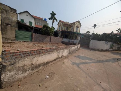 Bán gấp lô đất đẹp trạm trôi - sát hồ điều hoà   54m    chỉ hơn 2tỷ   - giao thông cực tiện 3